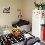 Tatil Evi Petit Coin De Paradis Avec Jardin Cloture A *