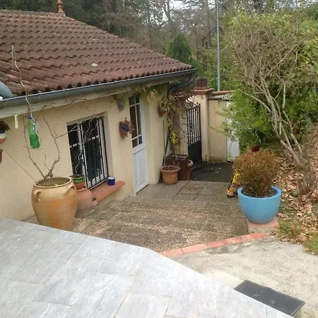 Petit Coin De Paradis Avec Jardin Cloture A * Auch